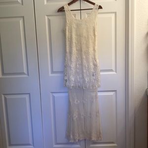 Lace maxi dress